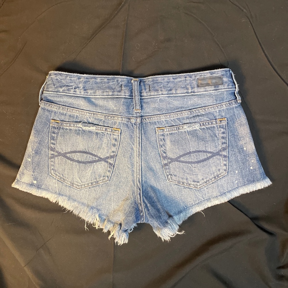 Abercrombie & Fitch shorts - Picture 4 of 6